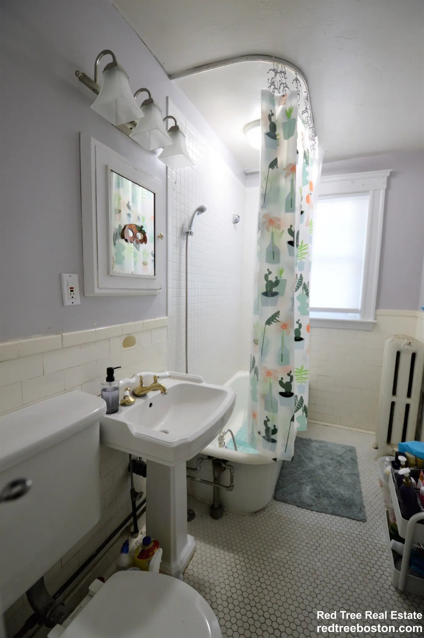 4 bed, 2 bath apartment for rent at 42 Crosby Rd Unit 2, Chestnut Hill — photo 15 of 17