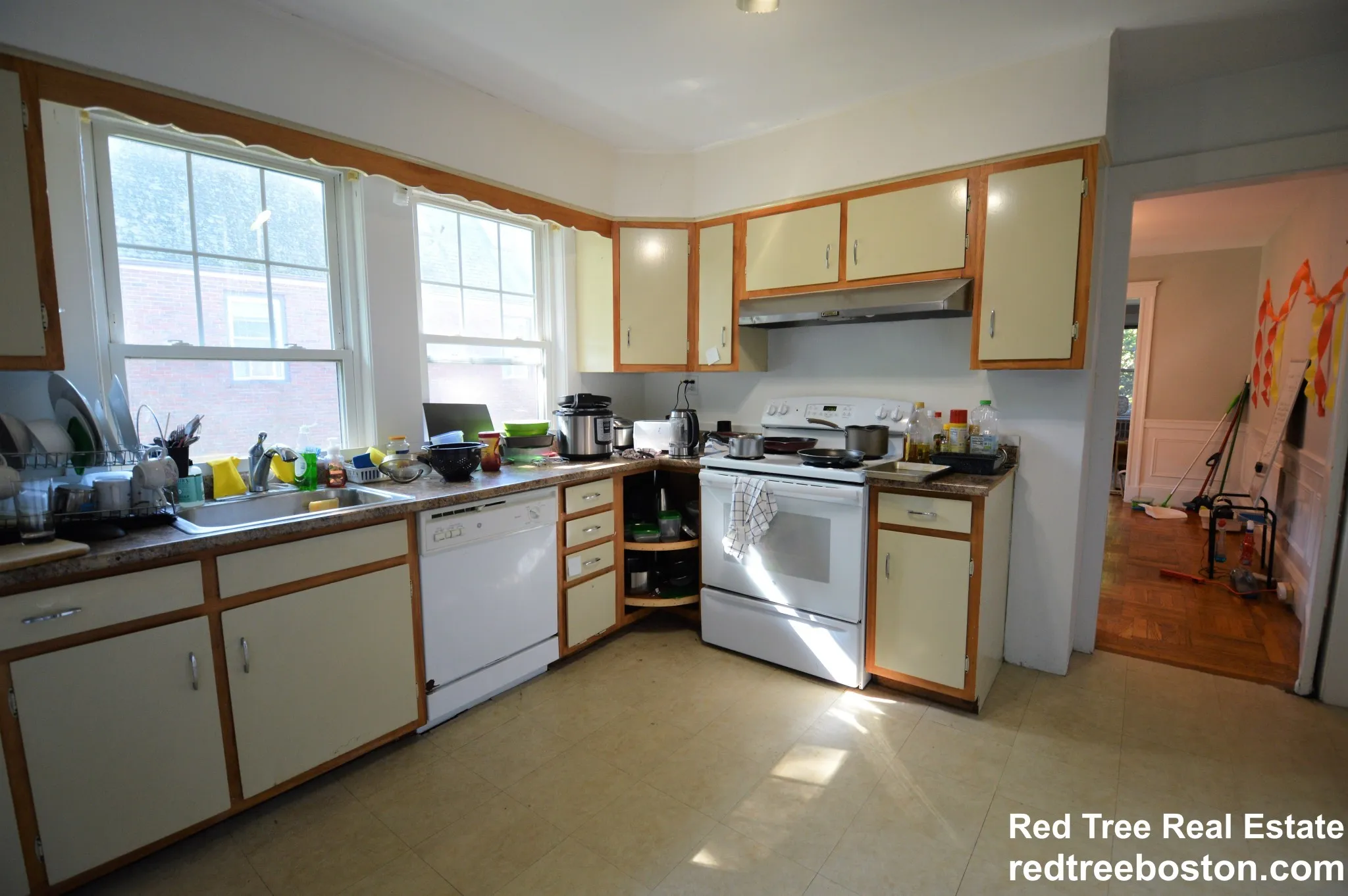 4 bed, 2 bath apartment for rent at 42 Crosby Rd Unit 2, Chestnut Hill — photo 6 of 17