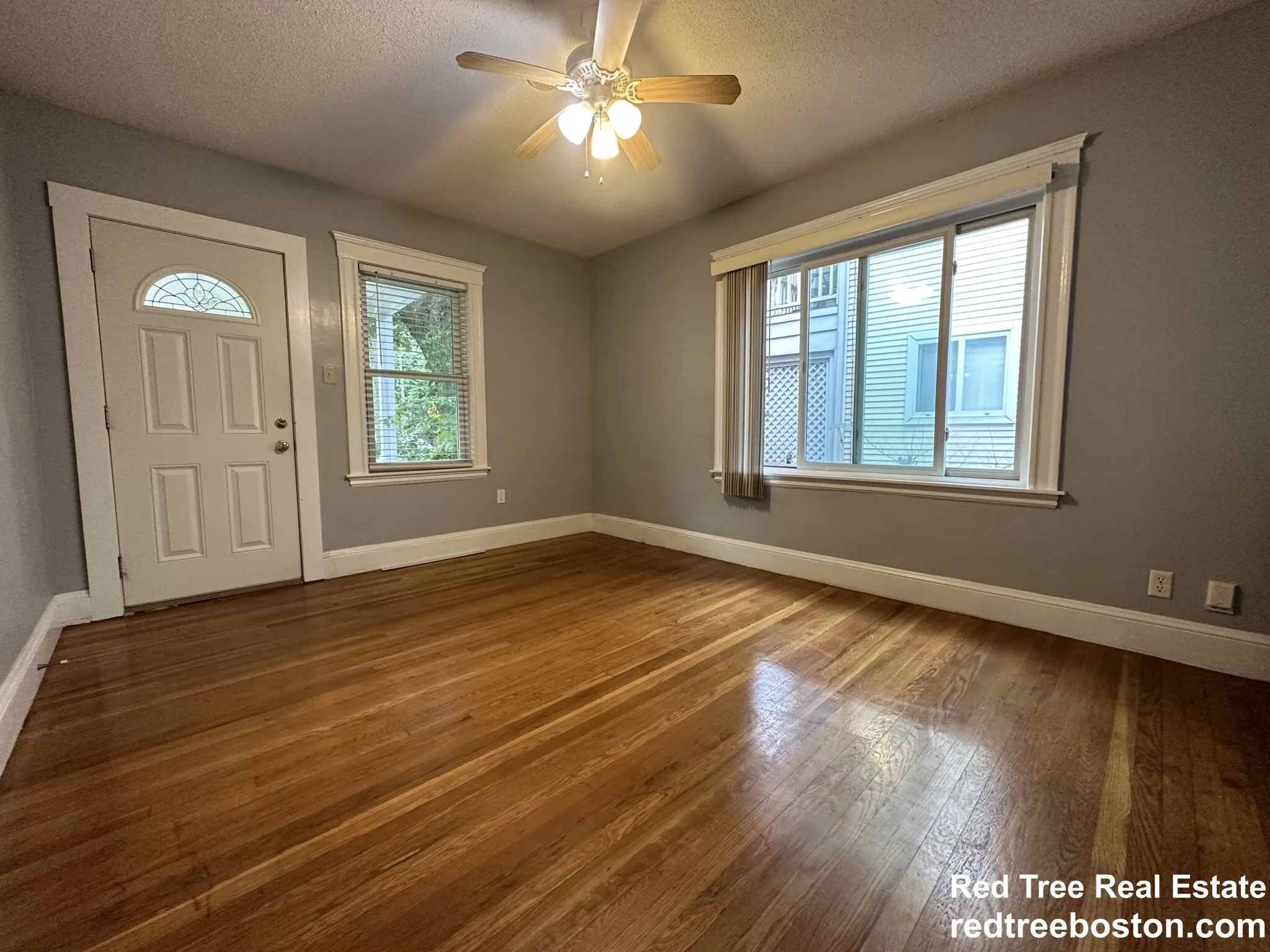 3 bed, 1 bath apartment for rent at 42 Day St Unit 1, Jamaica Plain — photo 4 of 23