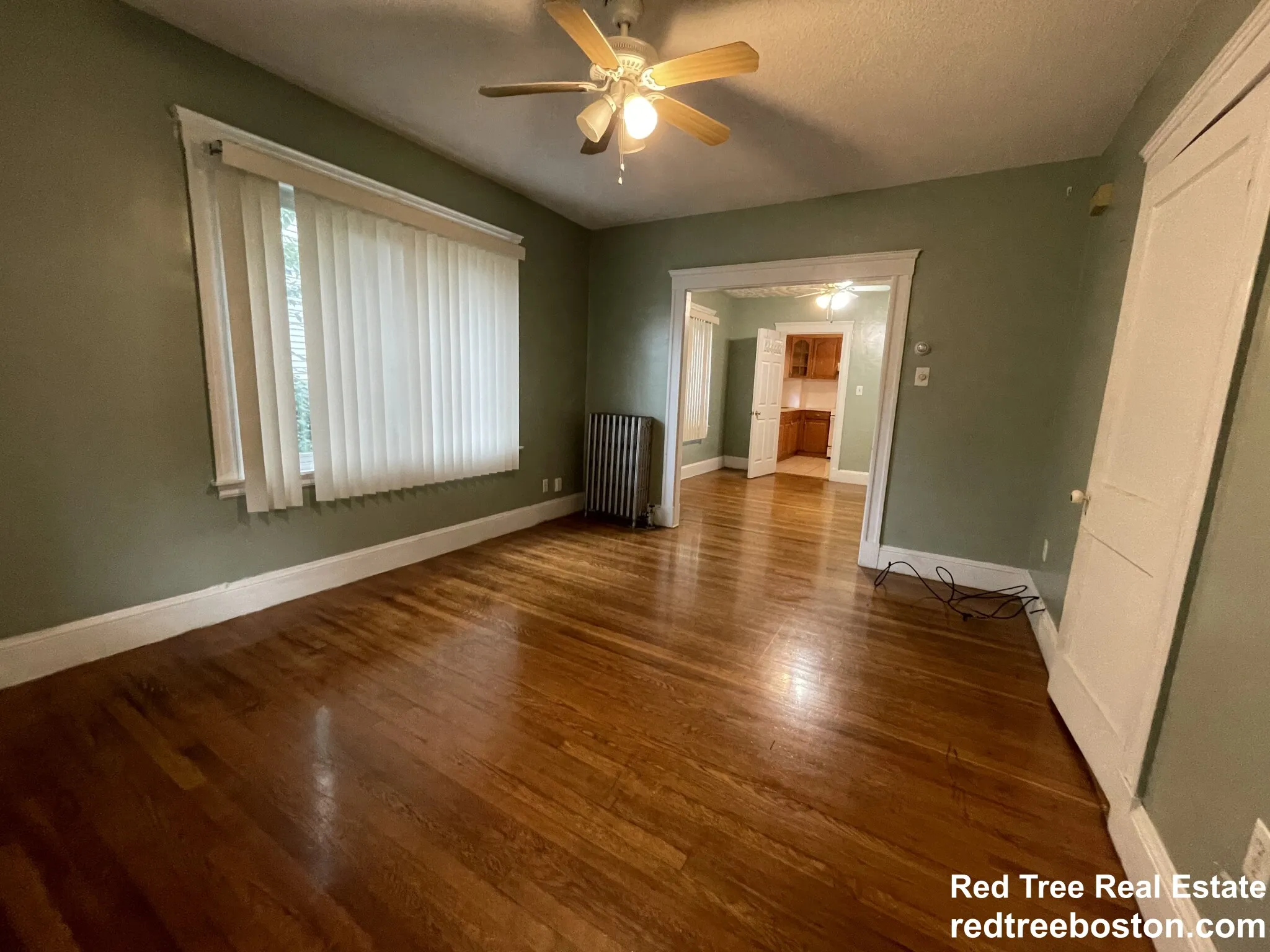 3 bed, 1 bath apartment for rent at 42 Day St Unit 1, Jamaica Plain — photo 6 of 23