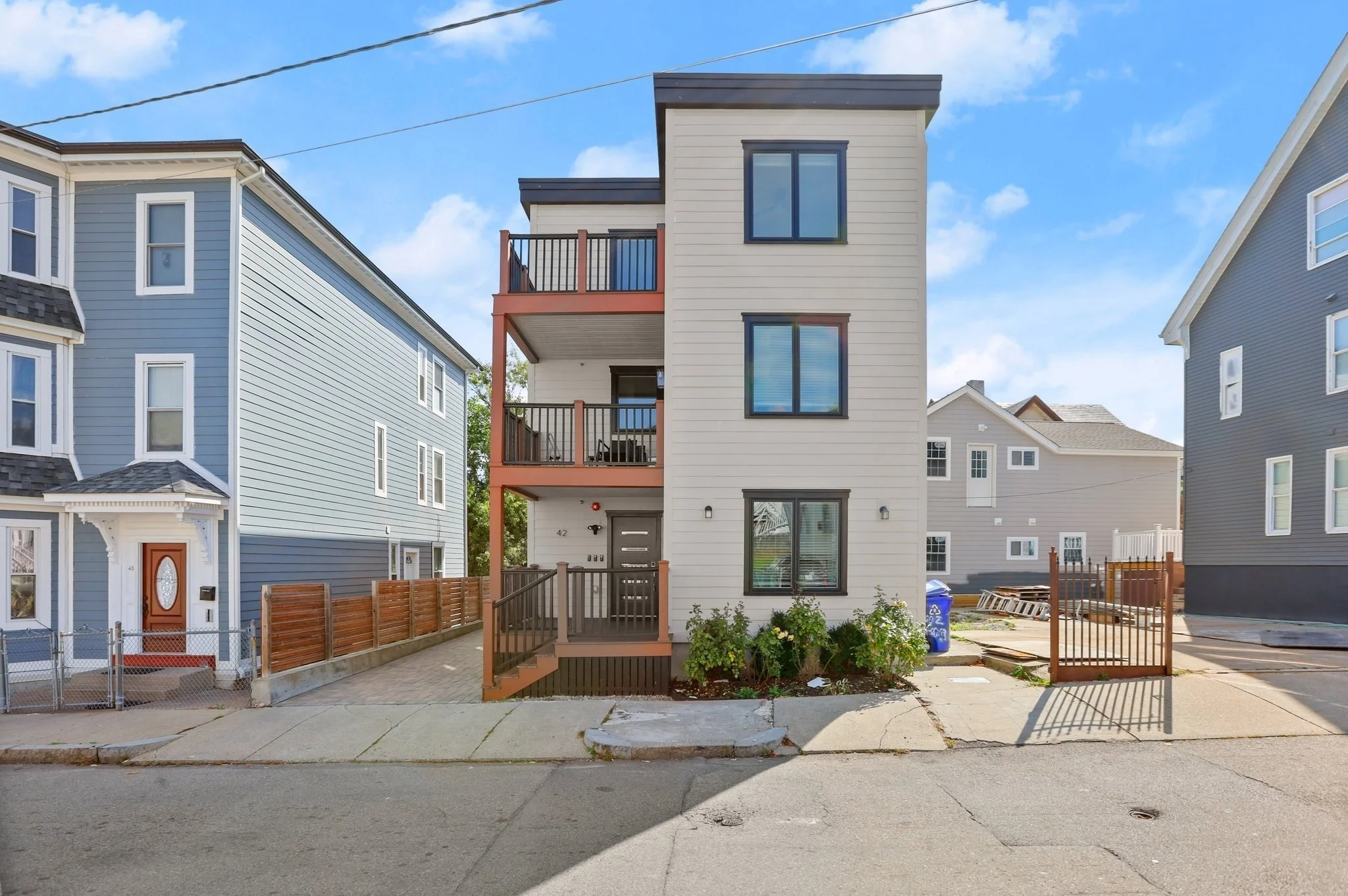 3 bed, 2 bath apartment for rent at 42 Dennis St Unit 2, Roxbury — photo 33 of 35