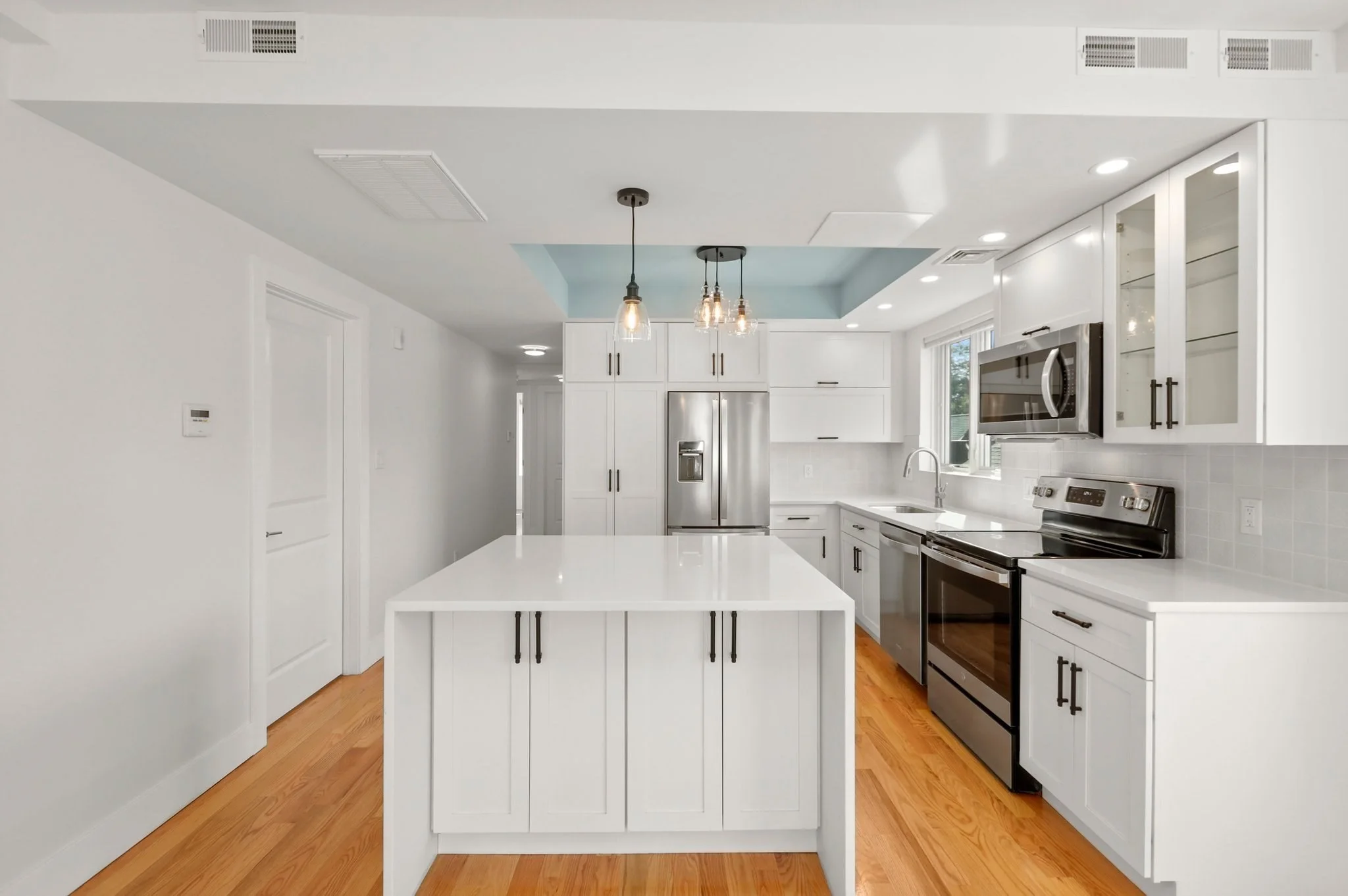 3 bed, 2 bath apartment for rent at 42 Dennis St Unit 2, Roxbury — photo 12 of 35
