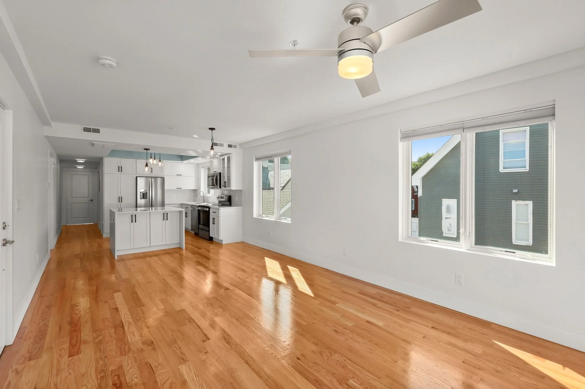 3 bed, 2 bath apartment for rent at 42 Dennis St Unit 2, Roxbury — photo 7 of 35