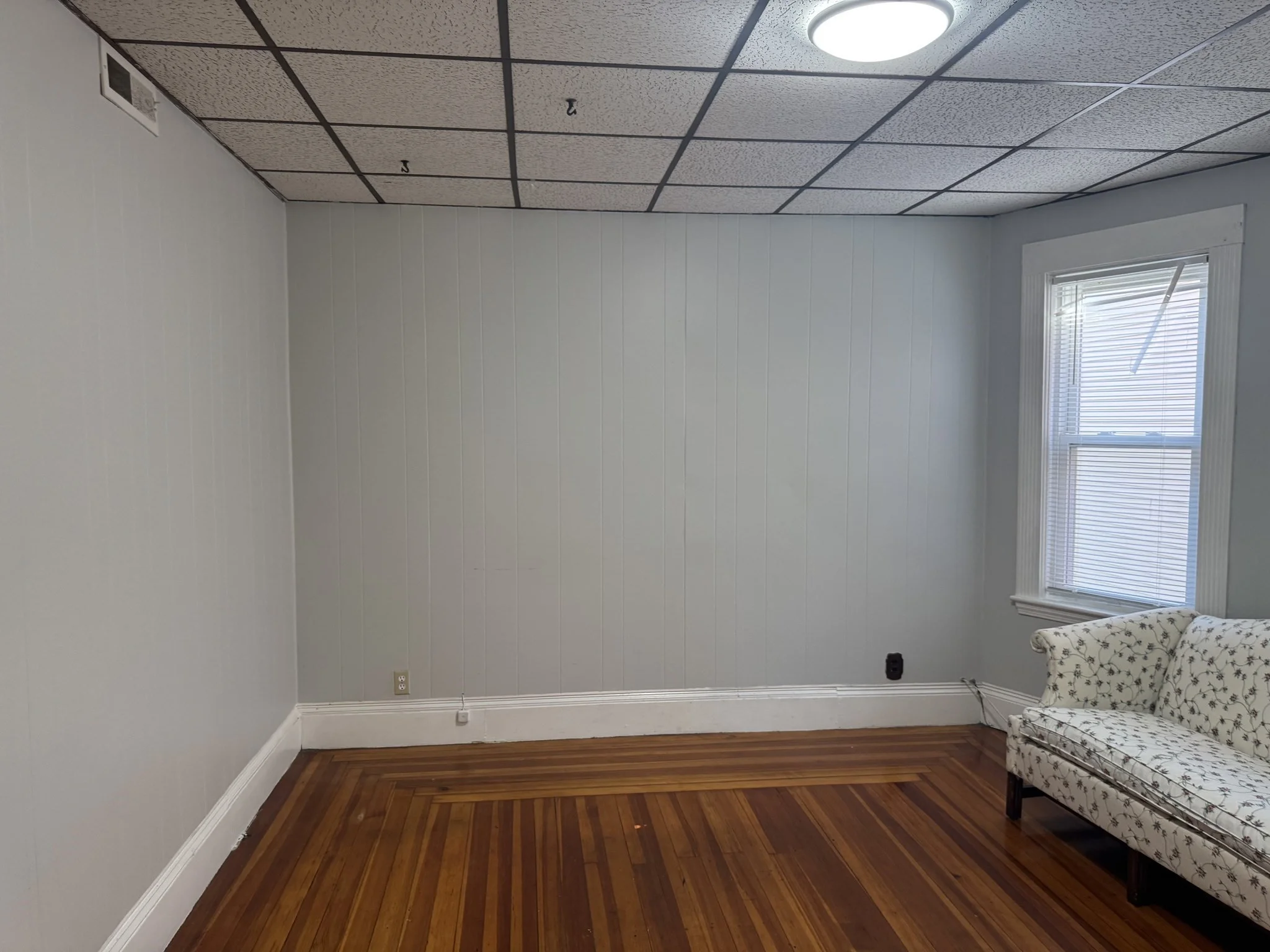 3 bed, 1 bath apartment for rent at 42 Draper St Unit 2, Dorchester — photo 6 of 12