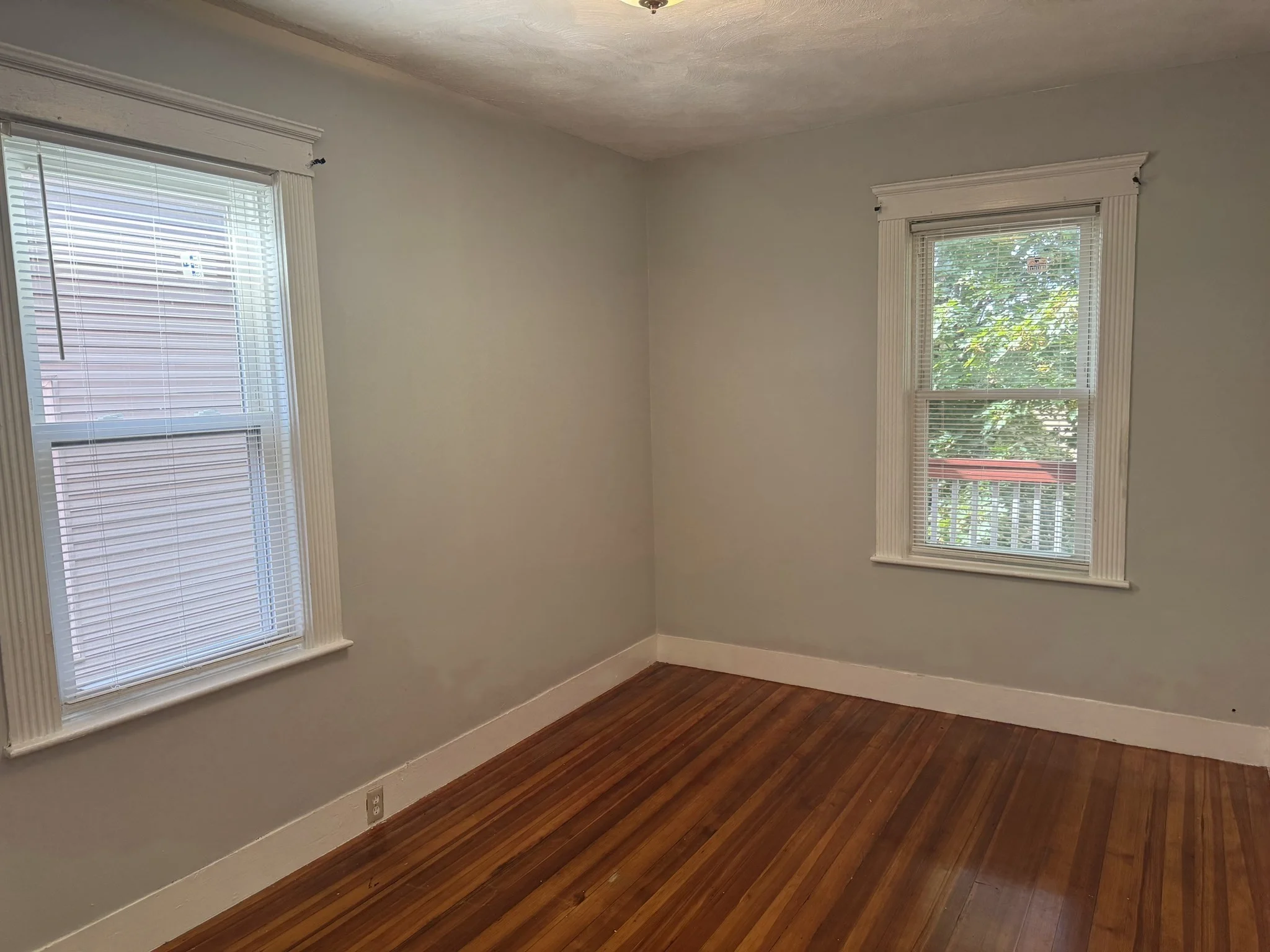 3 bed, 1 bath apartment for rent at 42 Draper St Unit 2, Dorchester — photo 10 of 12