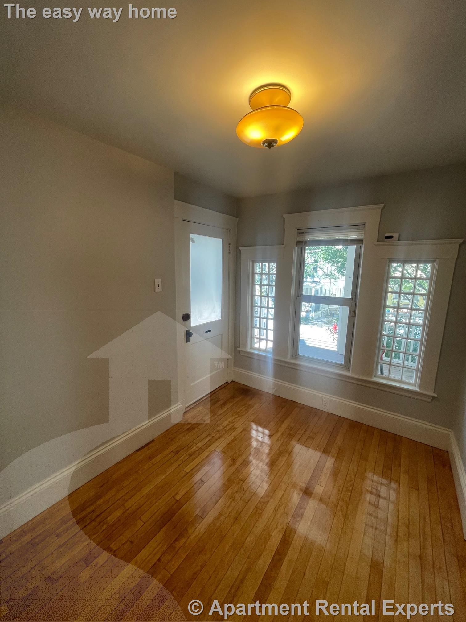 3 bed, 1 bath apartment for rent at 42 Electric Ave Unit 1, Davis Square — photo 3 of 24
