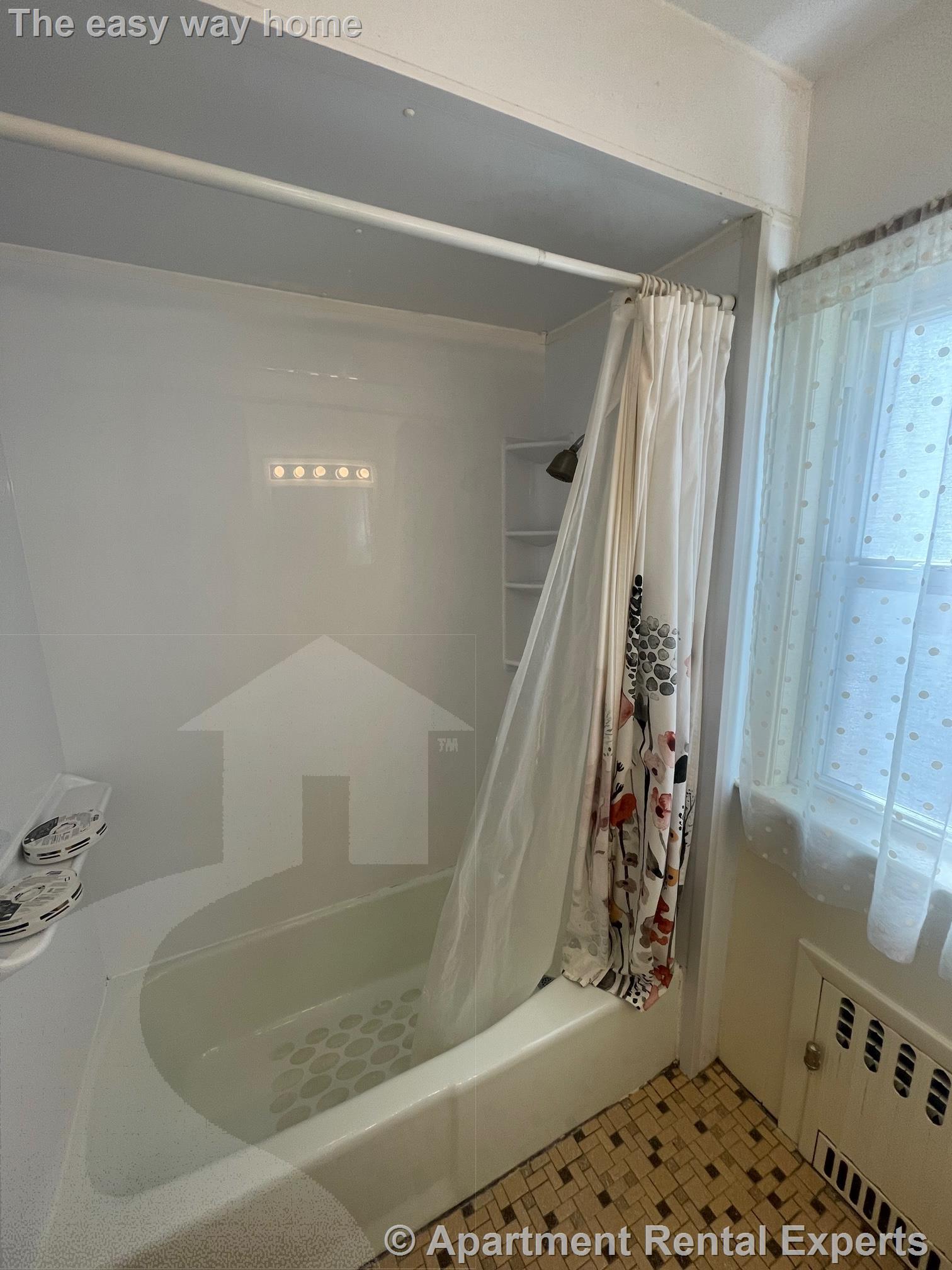 3 bed, 1 bath apartment for rent at 42 Electric Ave Unit 1, Davis Square — photo 11 of 24