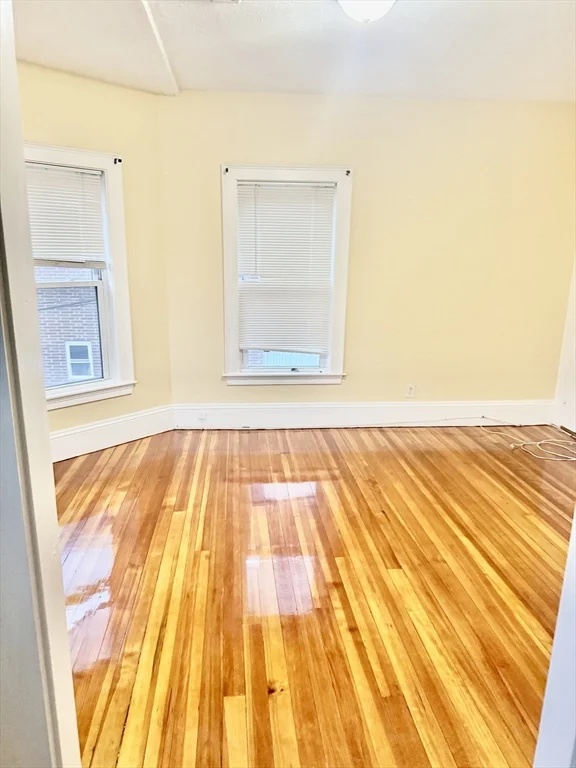 2 bed, 1 bath apartment for rent at 42 Essex Unit 2, Saugus — photo 19 of 25