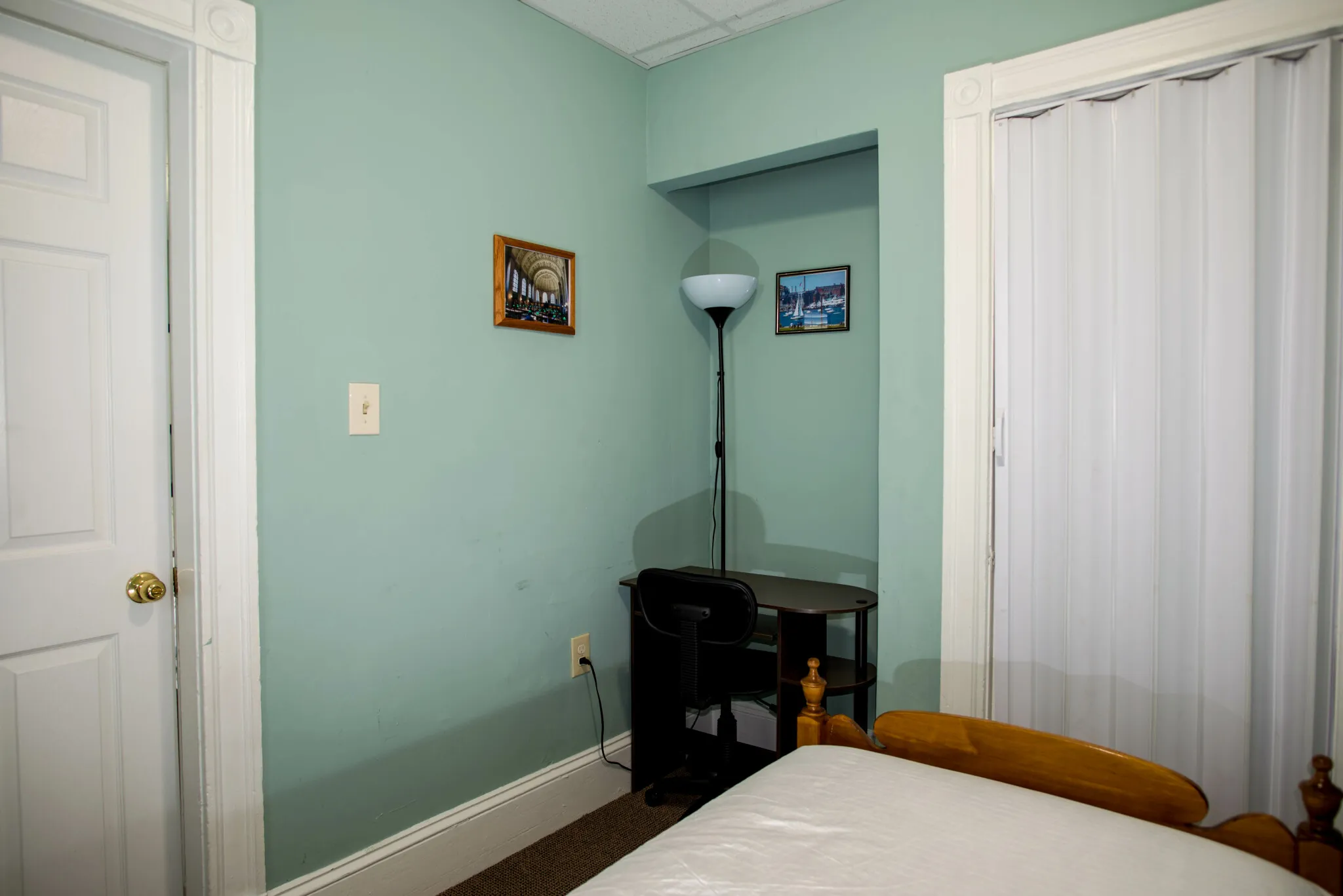 2 bed, 1 bath apartment for rent at 42 Everett St Unit 2, East Boston — photo 32 of 36