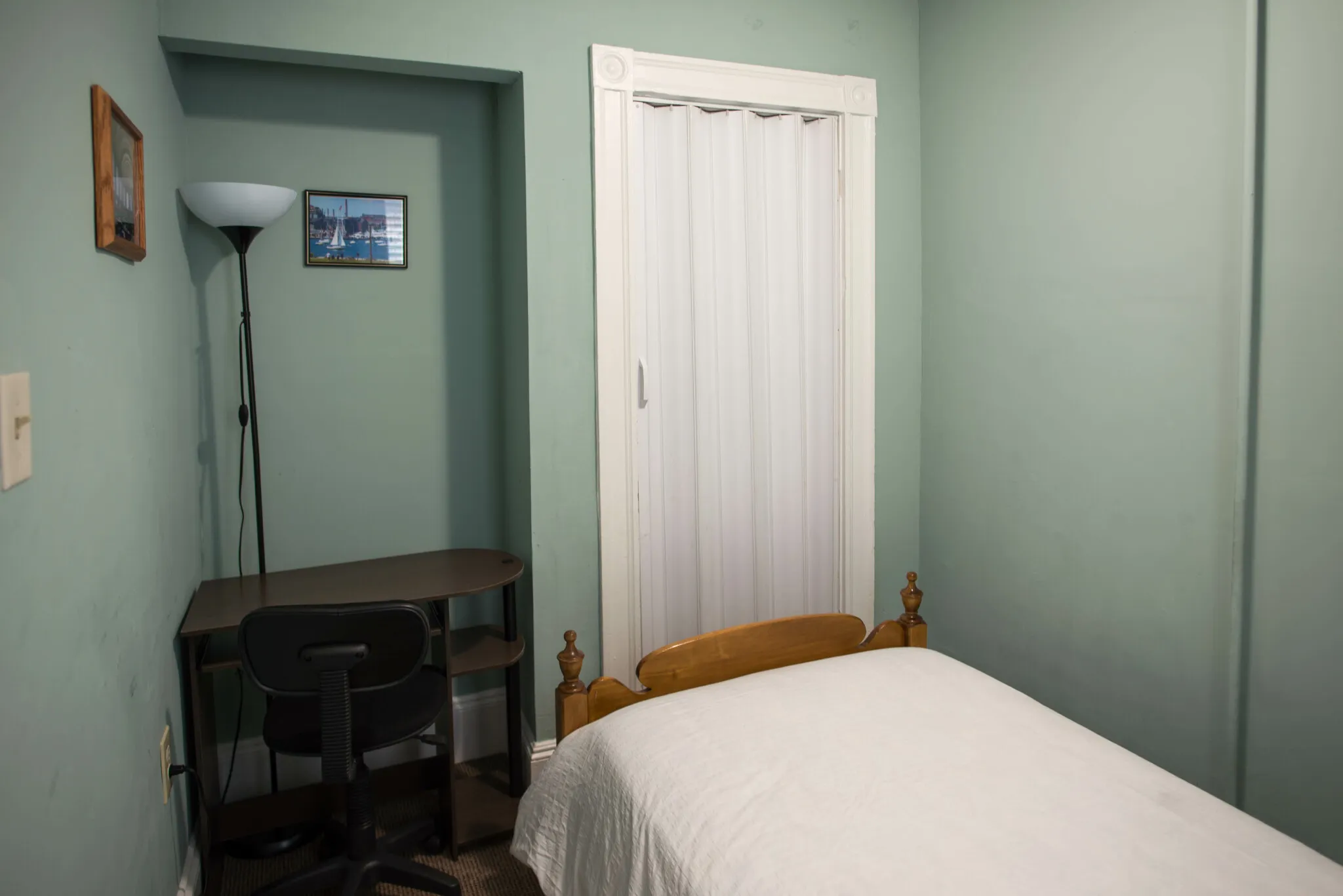 2 bed, 1 bath apartment for rent at 42 Everett St Unit 2, East Boston — photo 33 of 36