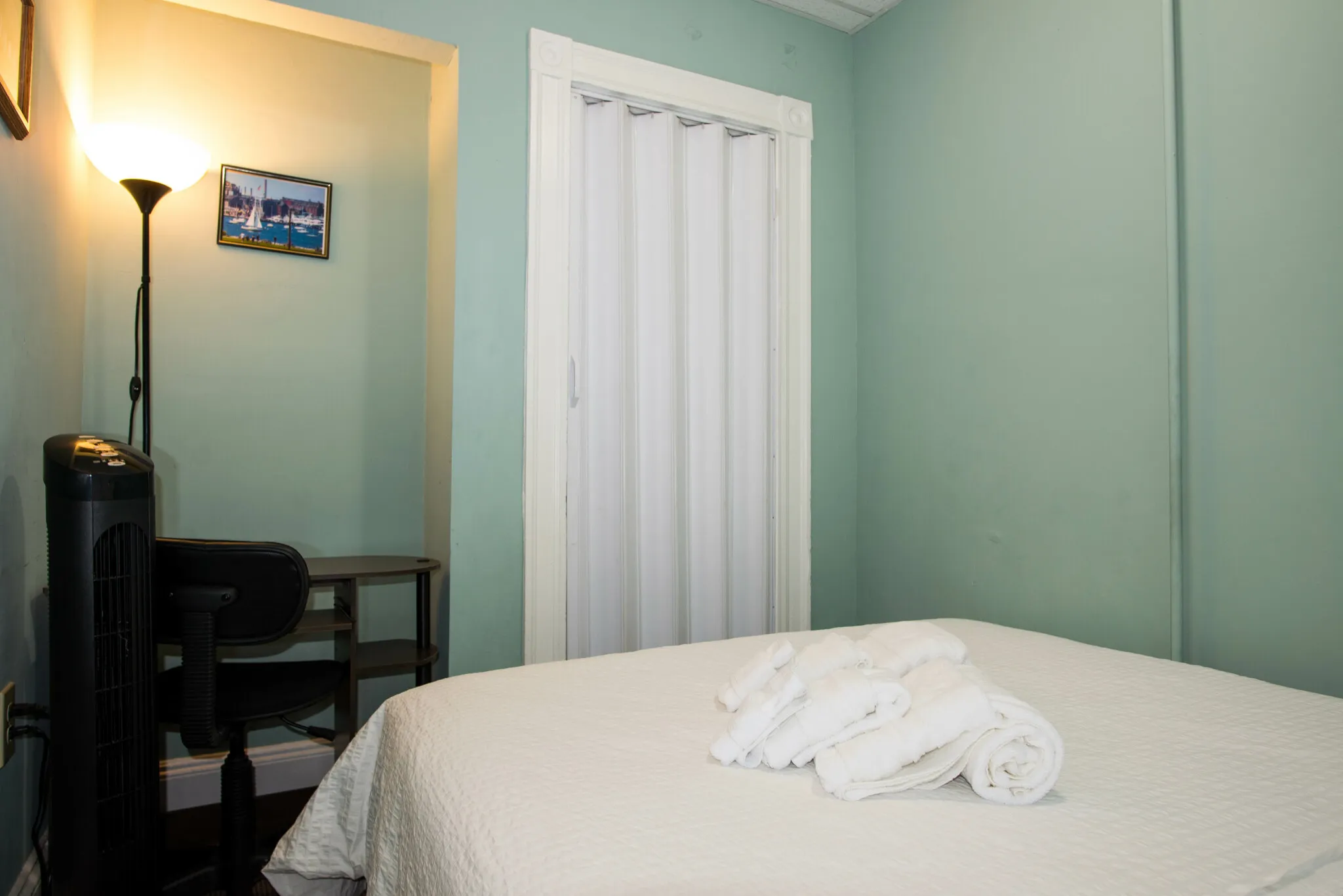 2 bed, 1 bath apartment for rent at 42 Everett St Unit 2, East Boston — photo 31 of 36
