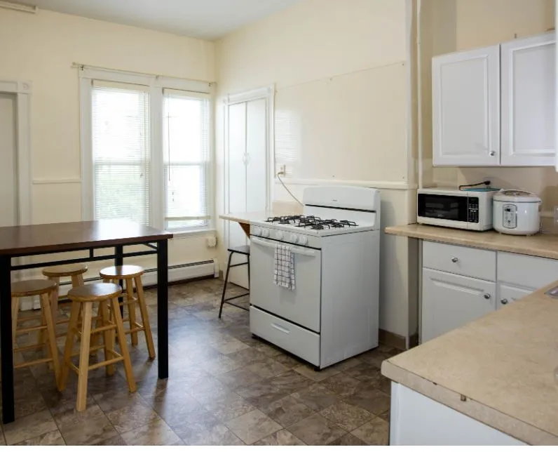 2 bed, 1 bath apartment for rent at 42 Everett St Unit 2, East Boston — photo 1 of 36