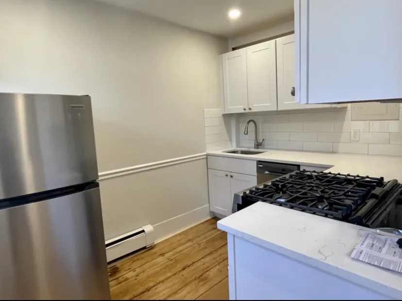 1 bed, 1 bath apartment for rent at 42 Fayette St Unit 2, Bay Village — photo 3 of 7