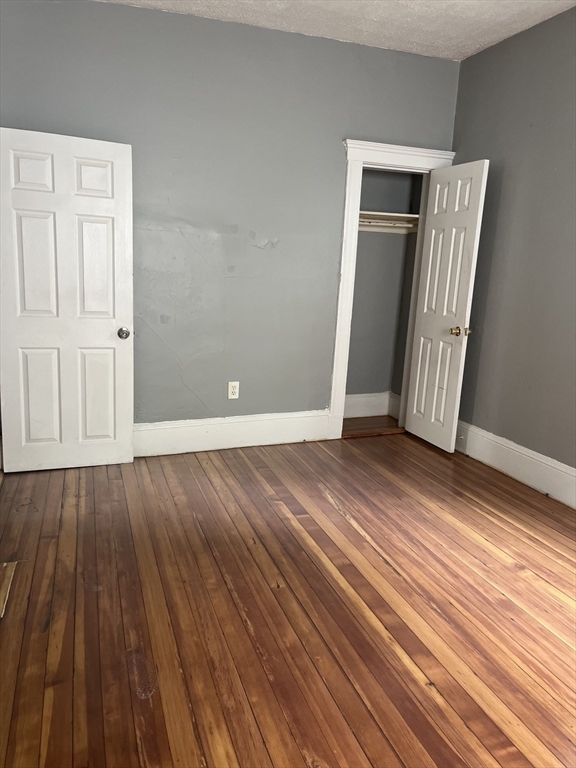 4 bed, 1 bath apartment for rent at 42 Floyd St Unit 2, Dorchester — photo 5 of 13