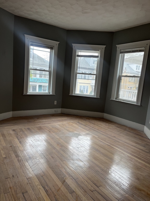 4 bed, 1 bath apartment for rent at 42 Floyd St Unit 2, Dorchester — photo 11 of 13