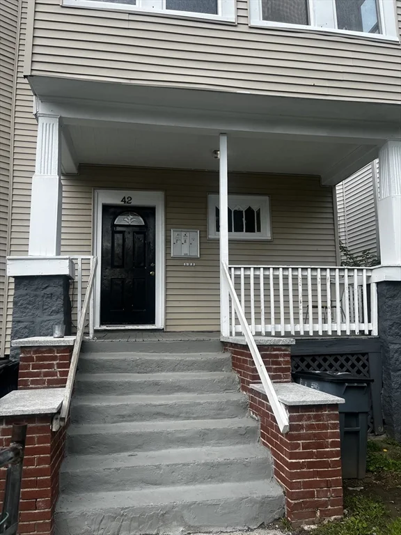 2 bed, 1 bath apartment for rent at 42 Floyd St Unit 3, Dorchester