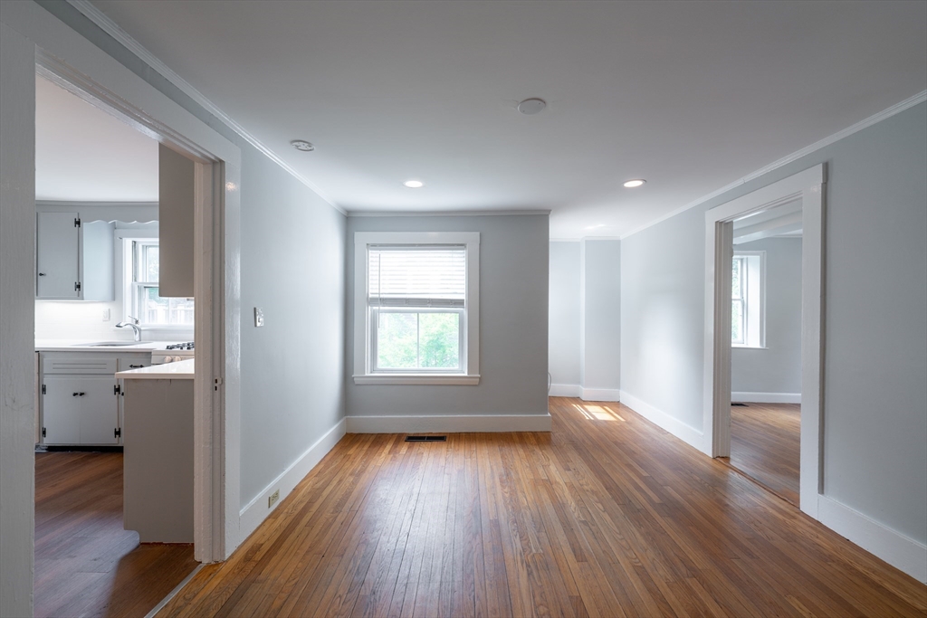 2 bed, 1 bath apartment for rent at 42 Forest St Unit 1, Lexington — photo 3 of 9