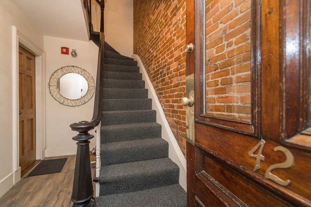 2 bed, 1 bath apartment for rent at 42 Garden St Unit 2, Beacon Hill — photo 10 of 10