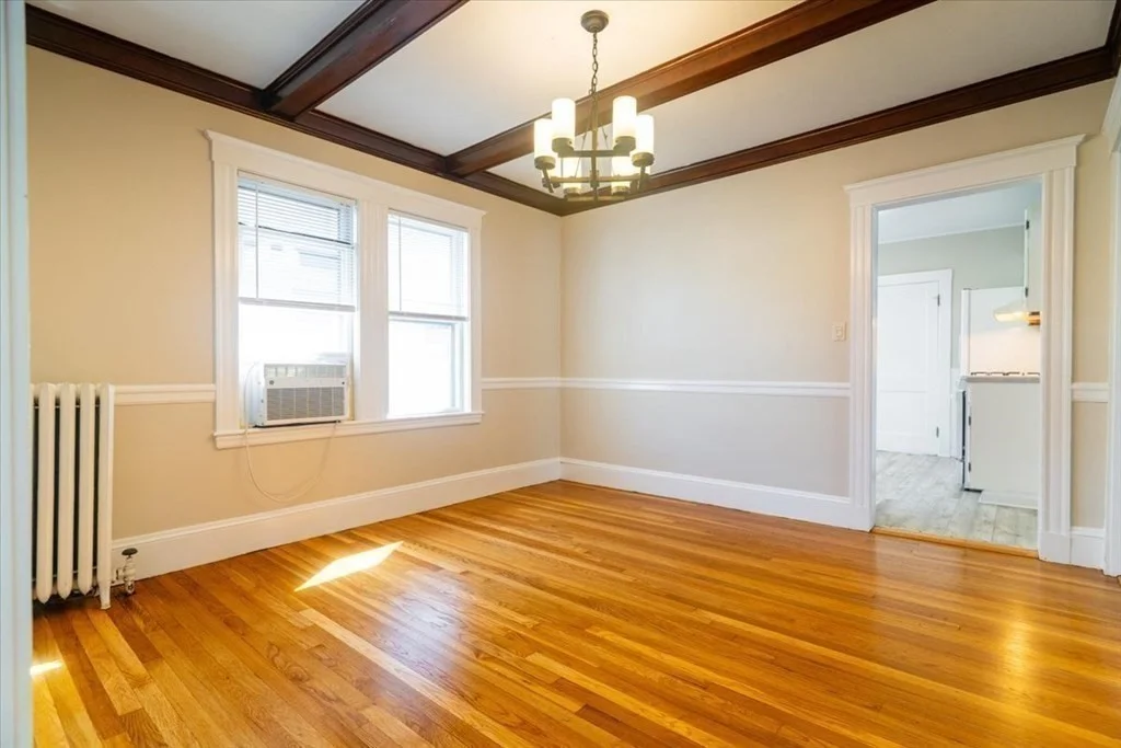 3 bed, 1 bath apartment for rent at 42 Garnet Rd Unit 2, West Roxbury — photo 5 of 20