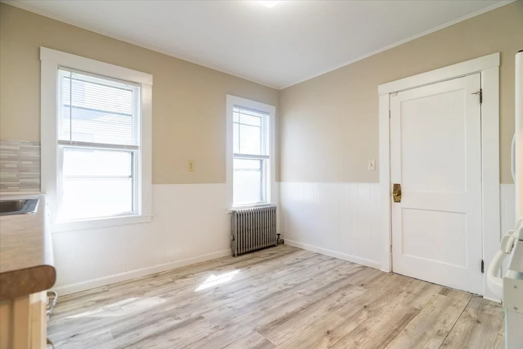 3 bed, 1 bath apartment for rent at 42 Garnet Rd Unit 2, West Roxbury — photo 3 of 20