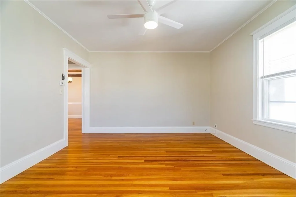 3 bed, 1 bath apartment for rent at 42 Garnet Rd Unit 2, West Roxbury — photo 7 of 20