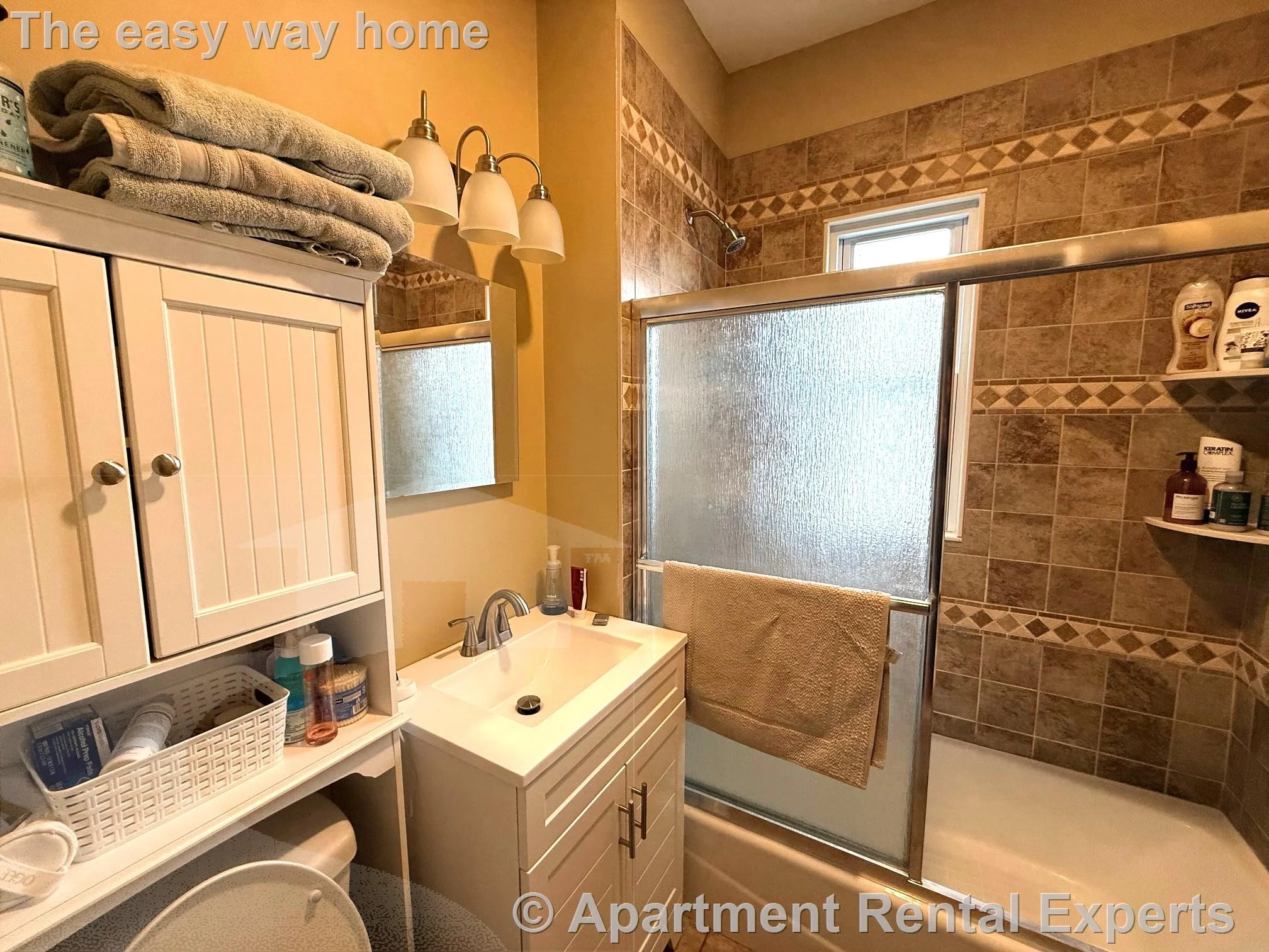 2 bed, 1 bath apartment for rent at 42 Gibbens St Unit 2, Spring Hill — photo 9 of 11
