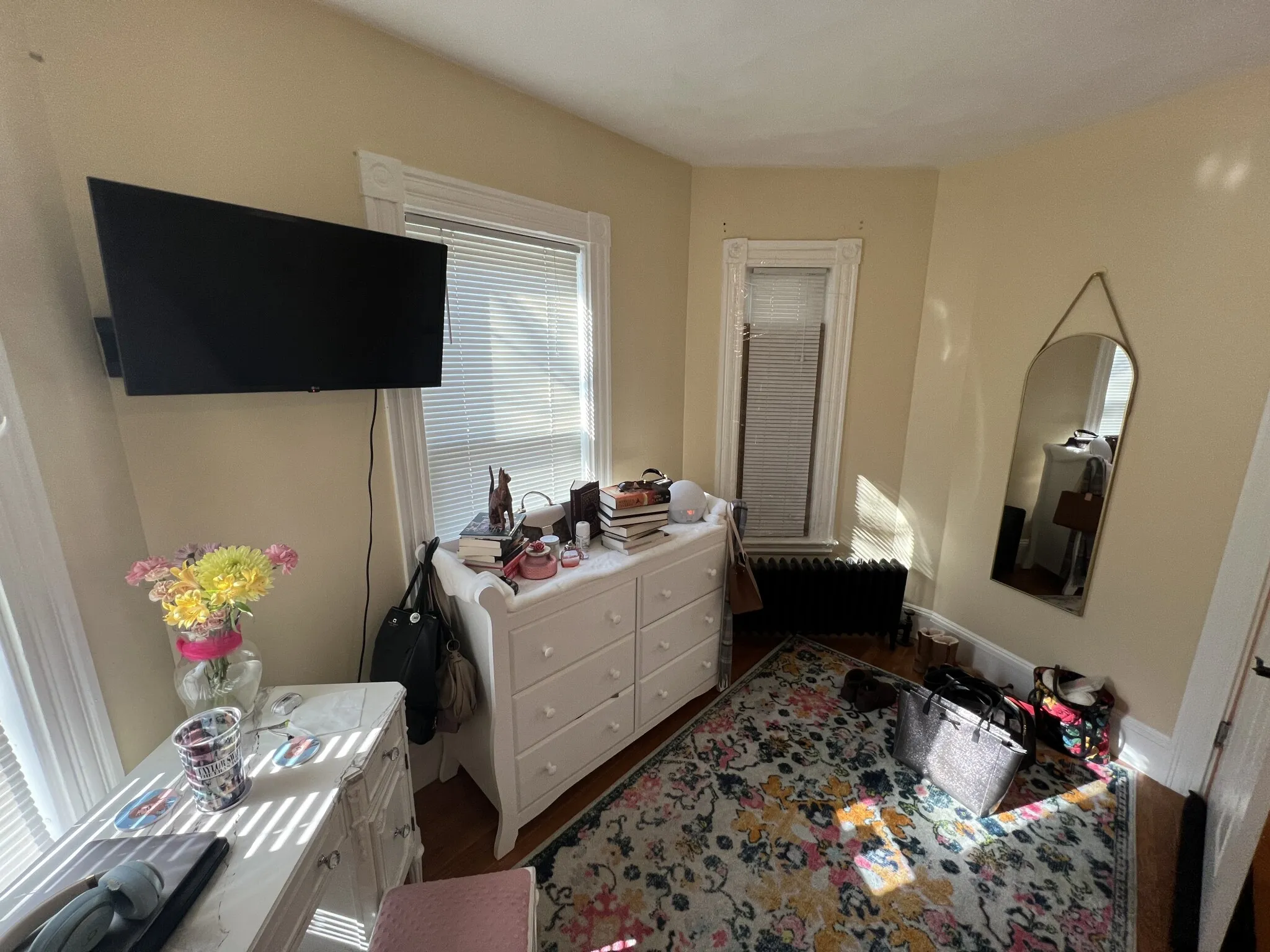 4 bed, 2 bath apartment for rent at 42 Gorham St Unit 1, Davis Square — photo 8 of 27