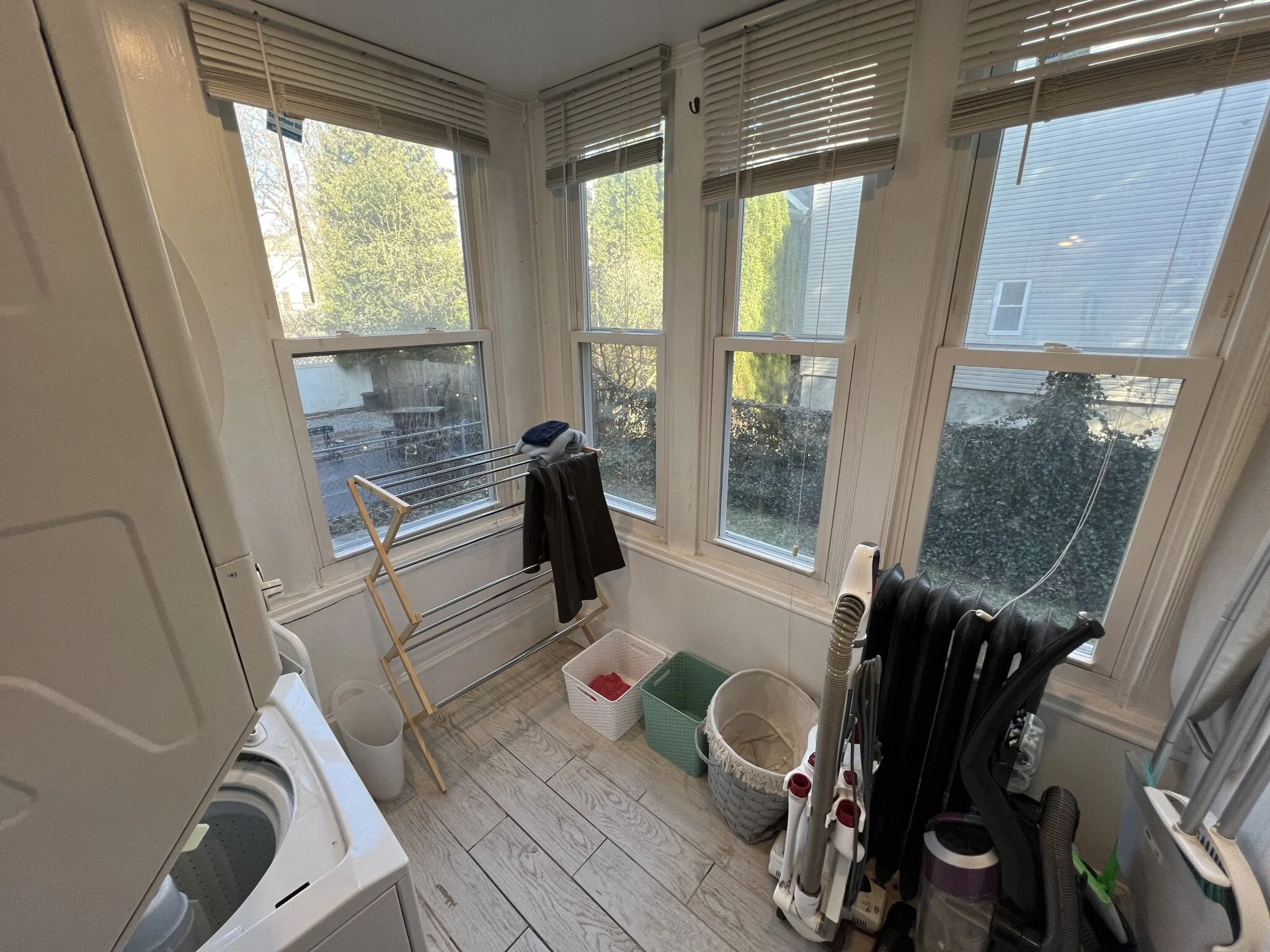 4 bed, 2 bath apartment for rent at 42 Gorham St Unit 1, Davis Square — photo 23 of 27
