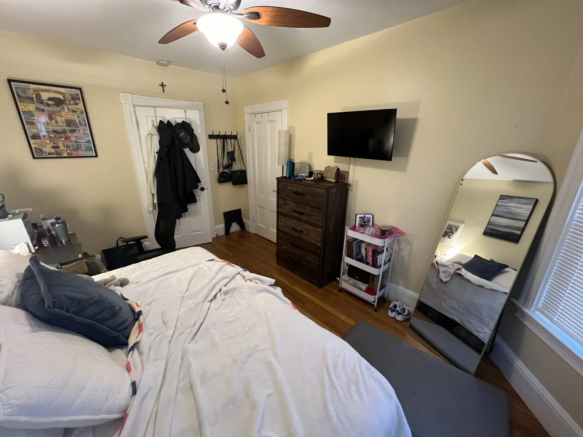 4 bed, 2 bath apartment for rent at 42 Gorham St Unit 1, Davis Square — photo 18 of 27