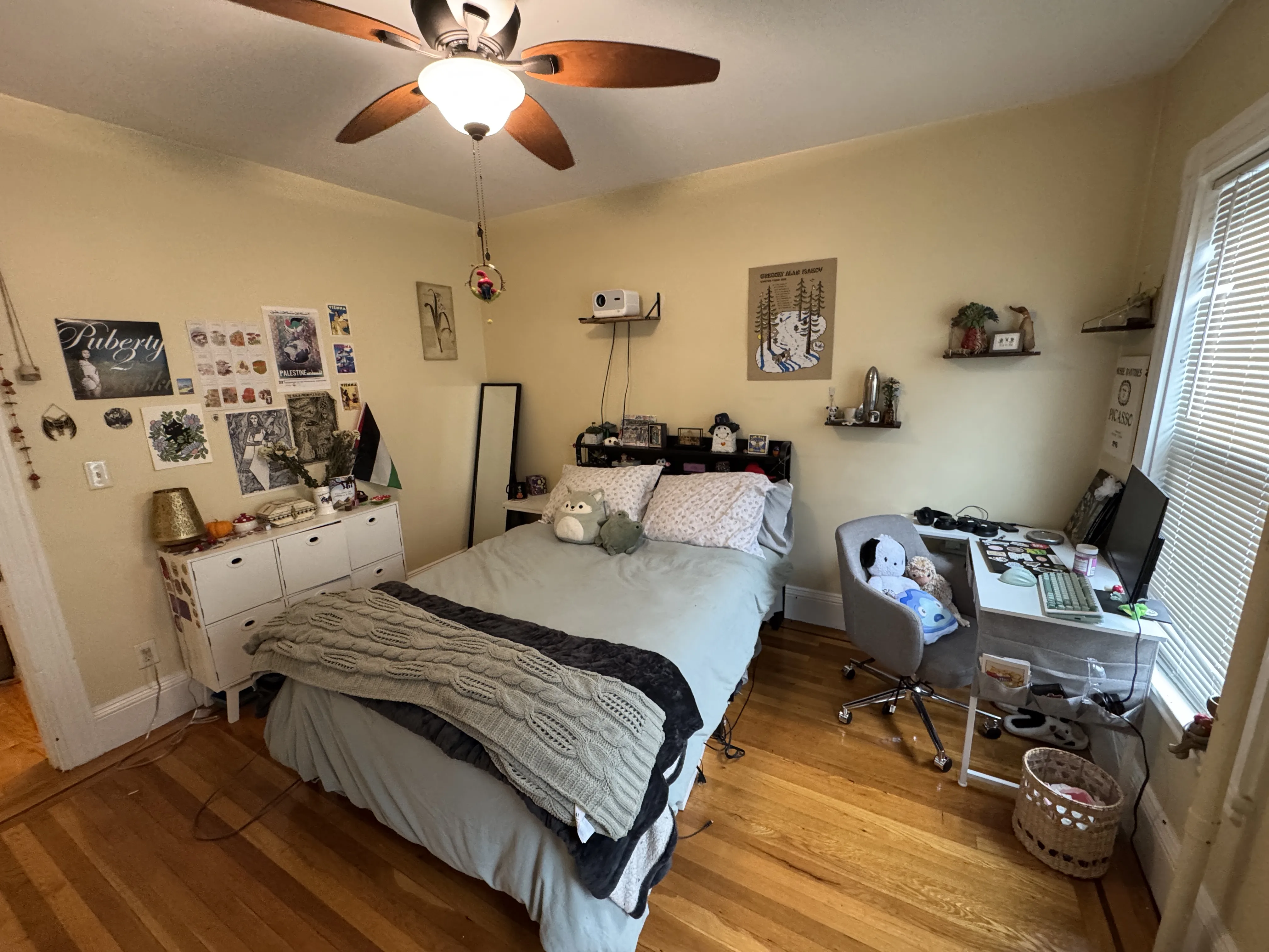 4 bed, 2 bath apartment for rent at 42 Gorham St Unit 2, Teele Square — photo 7 of 25