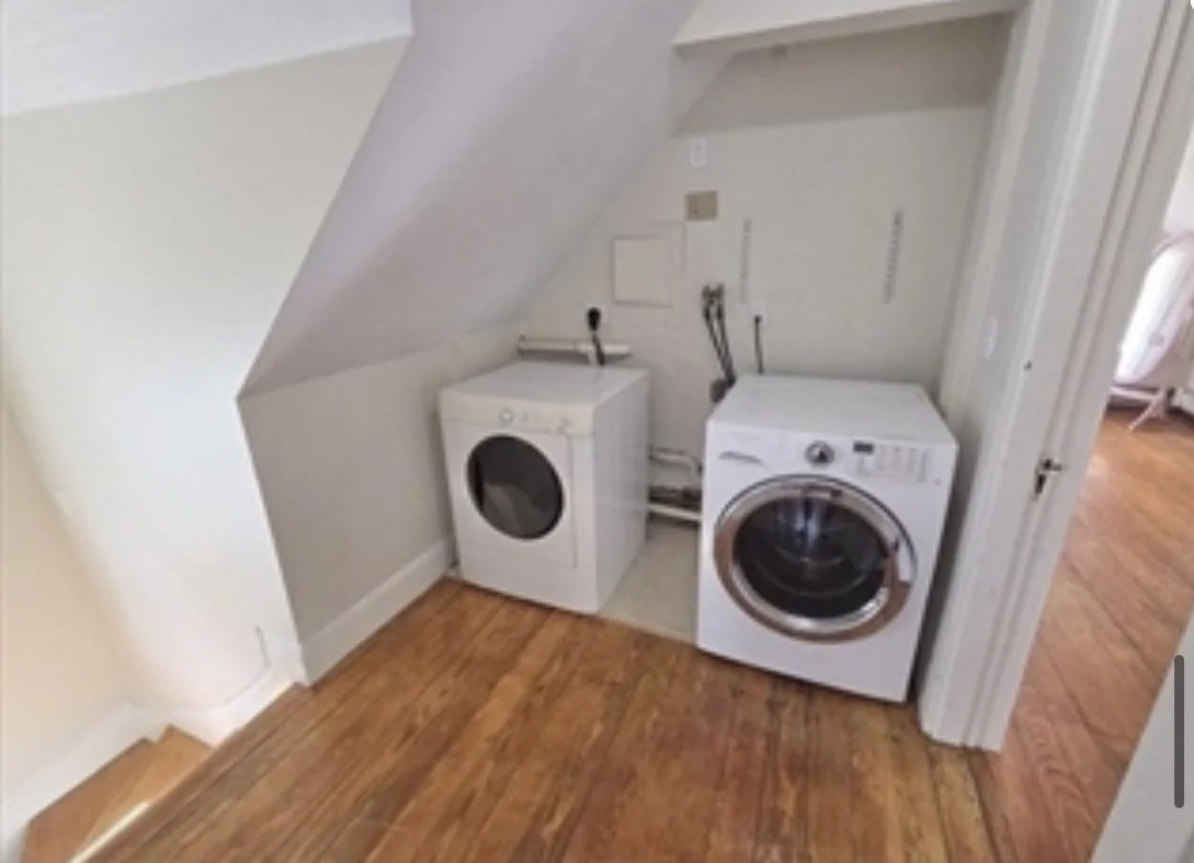5 bed, 2 bath apartment for rent at 42 Grampian Way Unit 3, Dorchester — photo 8 of 10