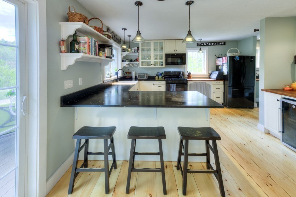 3 bed, 2 bath apartment for rent at 42 Greene Rd, Mount Wachusett — photo 13 of 40