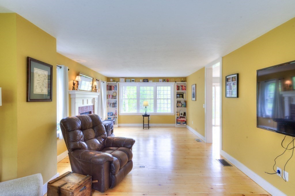 3 bed, 2 bath apartment for rent at 42 Greene Rd, Mount Wachusett — photo 18 of 40