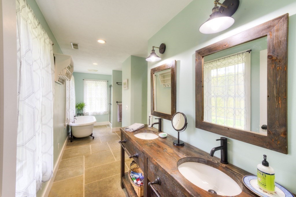 3 bed, 2 bath apartment for rent at 42 Greene Rd, Mount Wachusett — photo 23 of 40