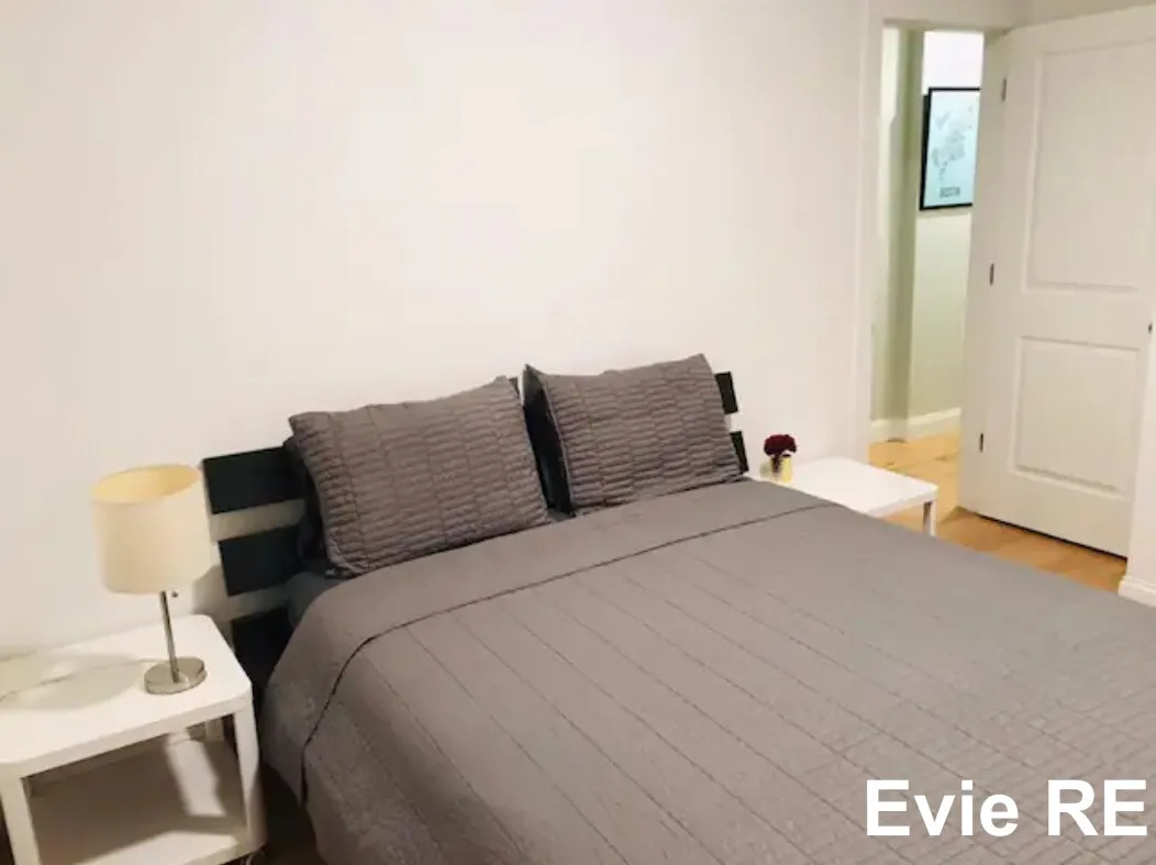 2 bed, 1 bath apartment for rent at 42 Hano St Unit 1, Allston — photo 5 of 12