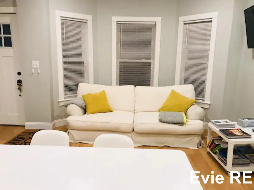 2 bed, 1 bath apartment for rent at 42 Hano St Unit 1, Allston — photo 4 of 12