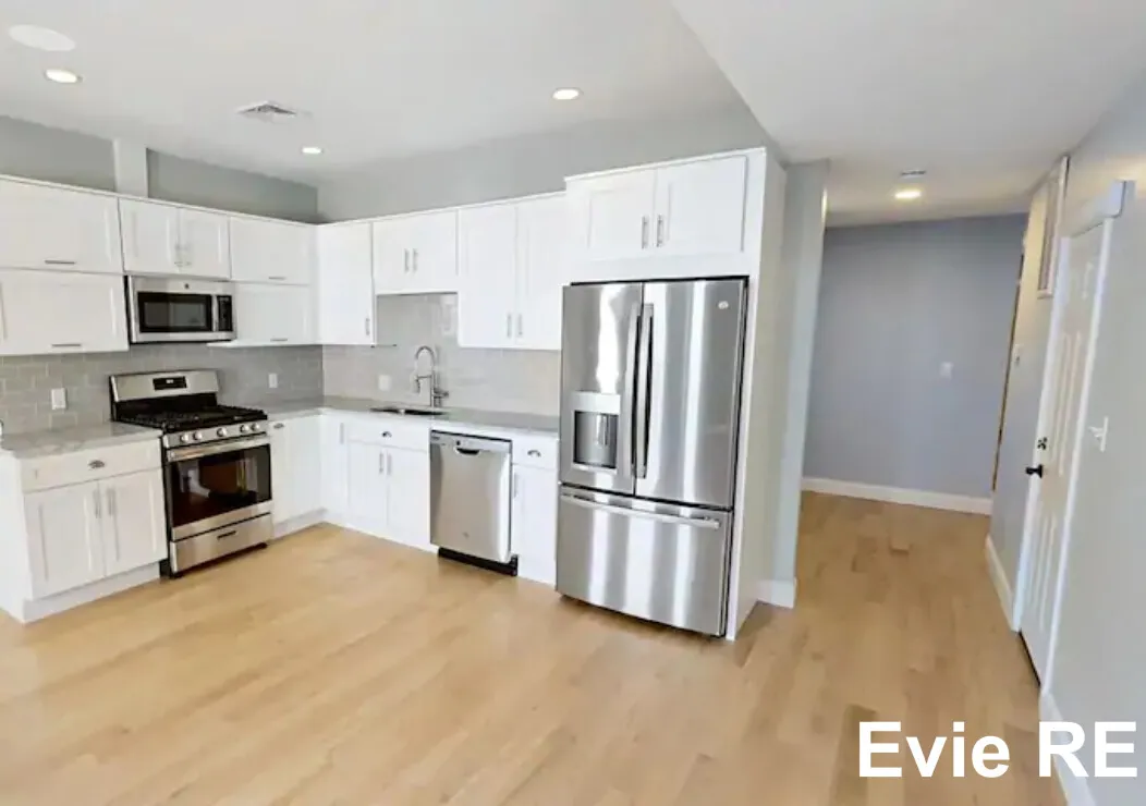 2 bed, 1 bath apartment for rent at 42 Hano St Unit 1, Allston — photo 2 of 12