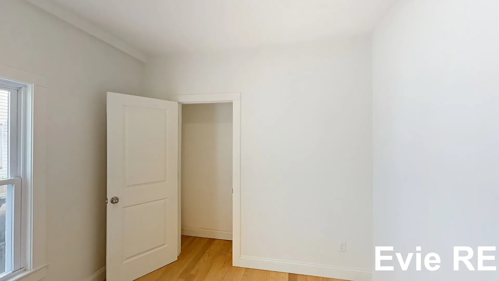 2 bed, 1 bath apartment for rent at 42 Hano St Unit 1, Allston — photo 6 of 12