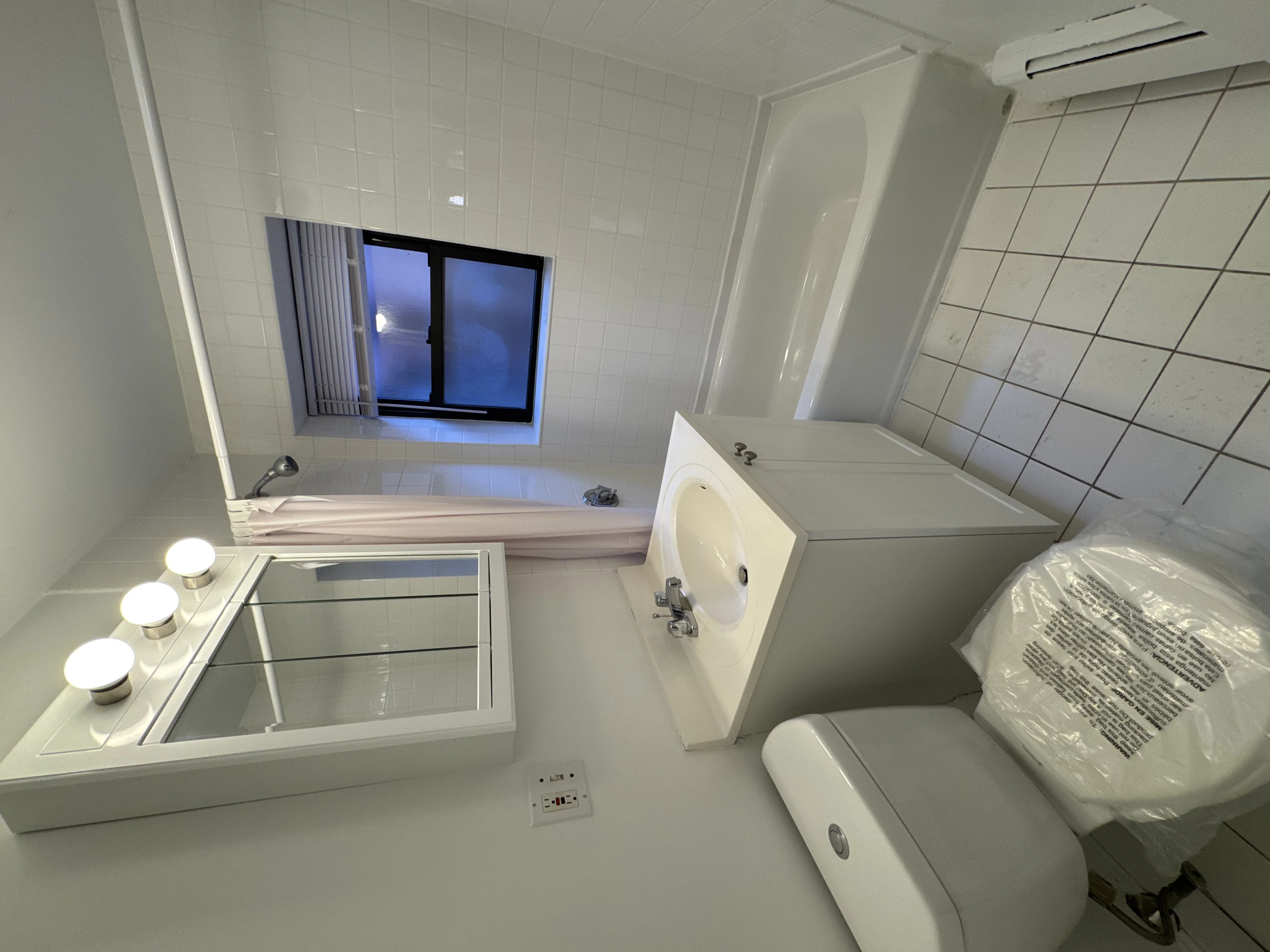1 bed, 1 bath apartment for rent at 42 Harvard Ave Unit 1, Coolidge Corner — photo 3 of 4