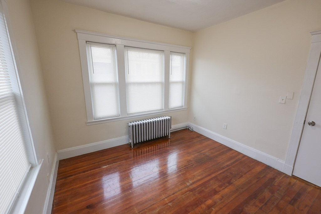 4 bed, 1 bath apartment for rent at 42 Hiawatha Rd Unit 3A, Mattapan — photo 14 of 28