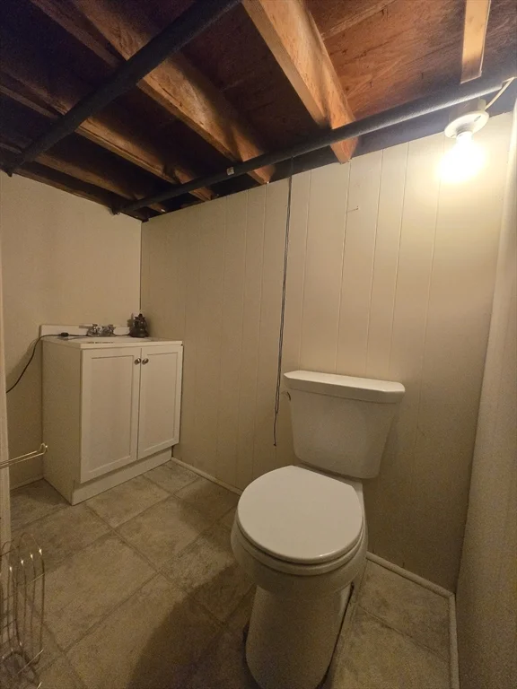 3 bed, 1 bath apartment for rent at 42 Iowa St, Tatnuck — photo 20 of 25