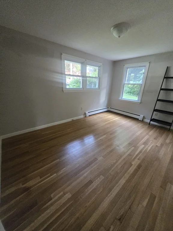 3 bed, 1 bath apartment for rent at 42 Iowa St, Tatnuck — photo 12 of 25