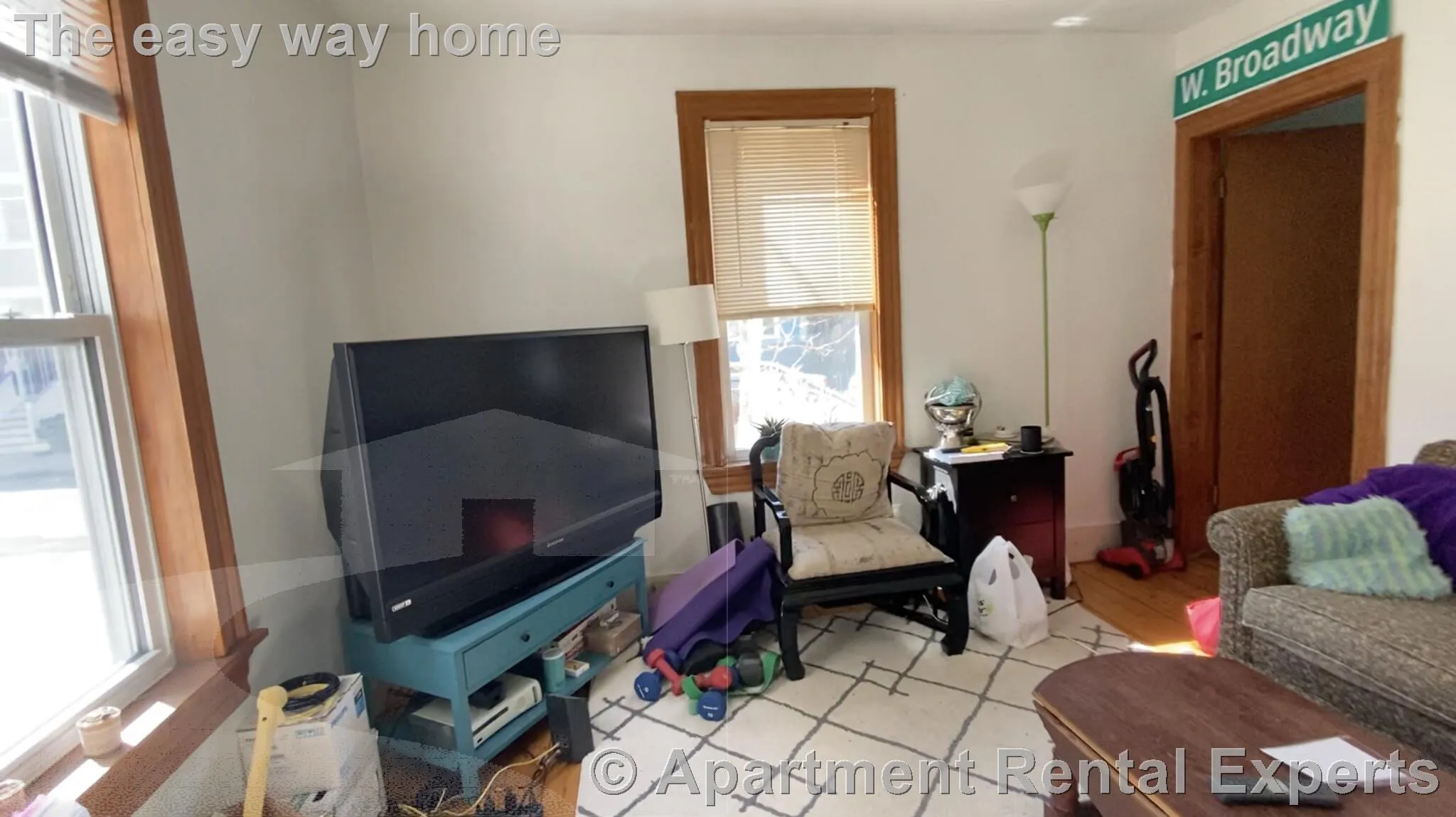 4 bed, 1 bath apartment for rent at 42 Jay St, Riverside — photo 11 of 12