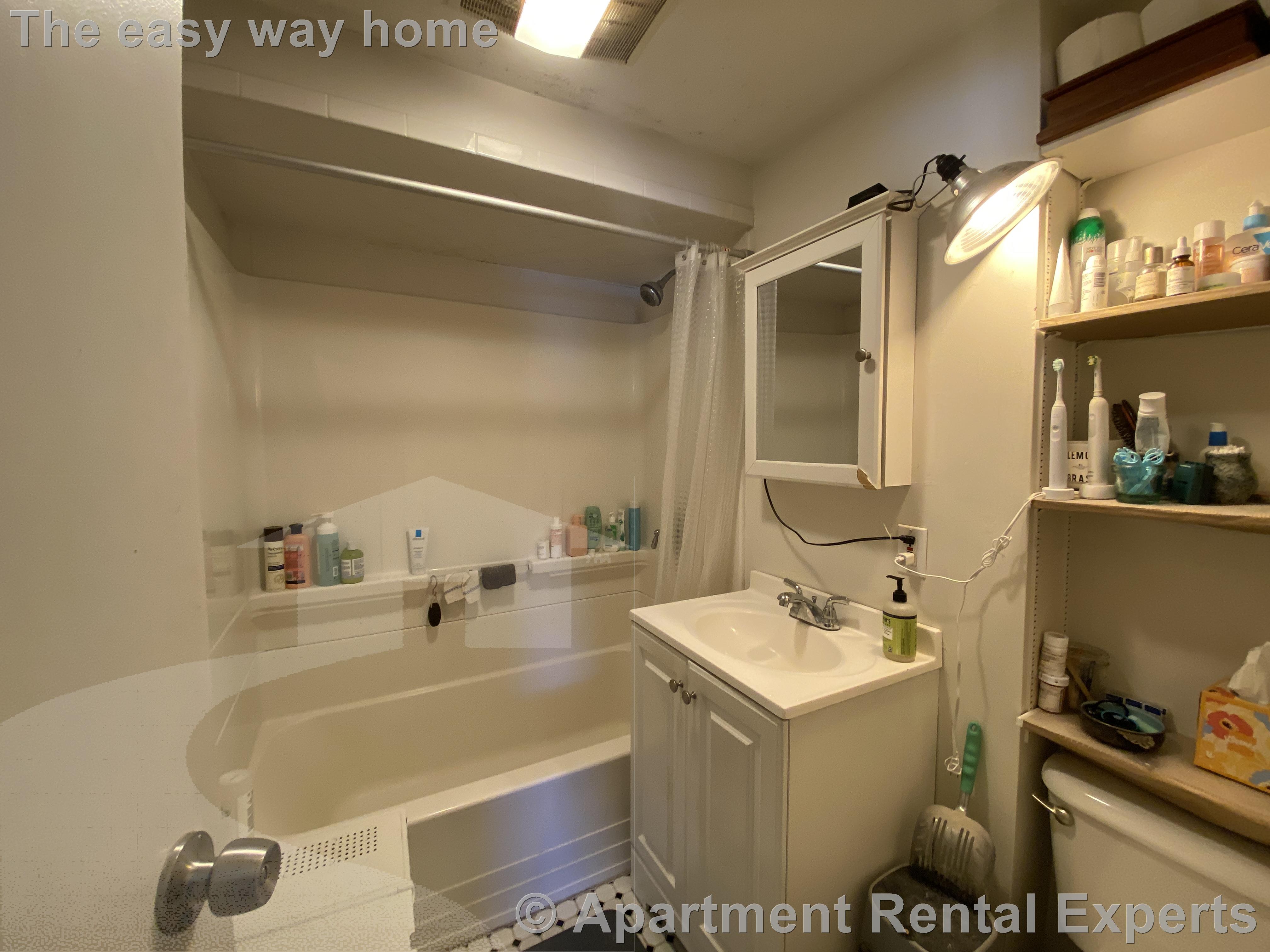 1 bed, 1 bath apartment for rent at 42 Lincoln St Unit 2, Inman Square — photo 3 of 17
