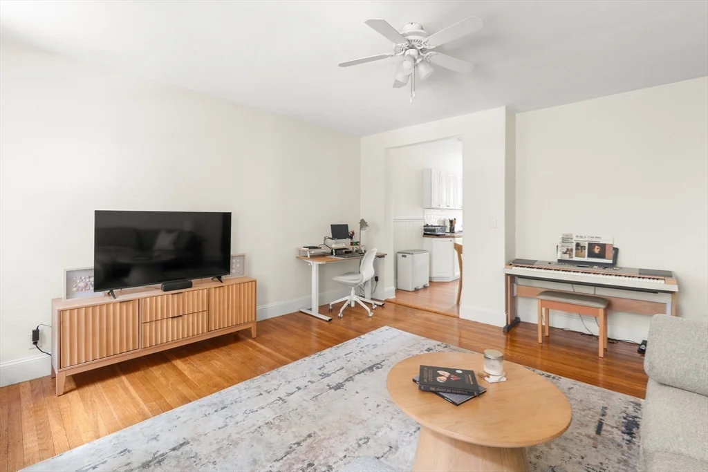 1 bed, 1 bath apartment for rent at 42 Linnaean St Unit 2, Neighborhood Nine — photo 9 of 18