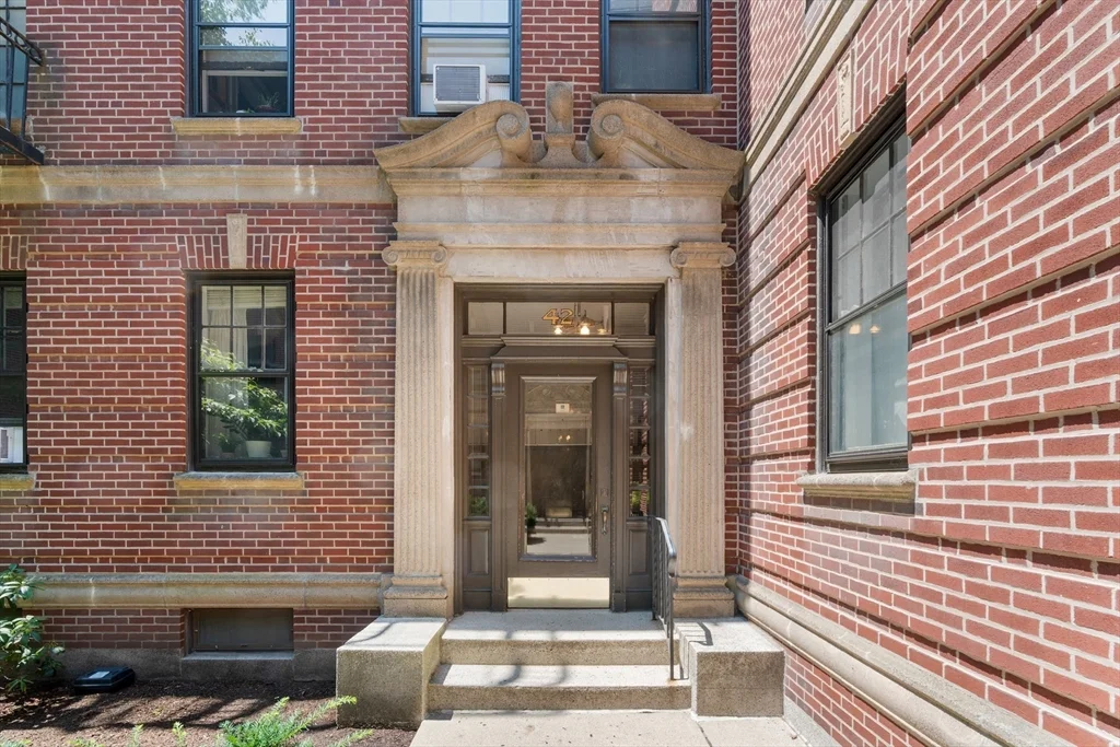1 bed, 1 bath apartment for rent at 42 Linnaean St Unit 2, Neighborhood Nine — photo 18 of 18
