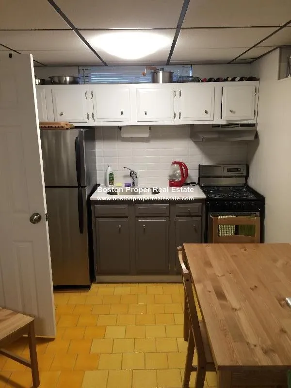 1 bed, 1 bath apartment for rent at 42 Lomasney Way Unit 1, West End