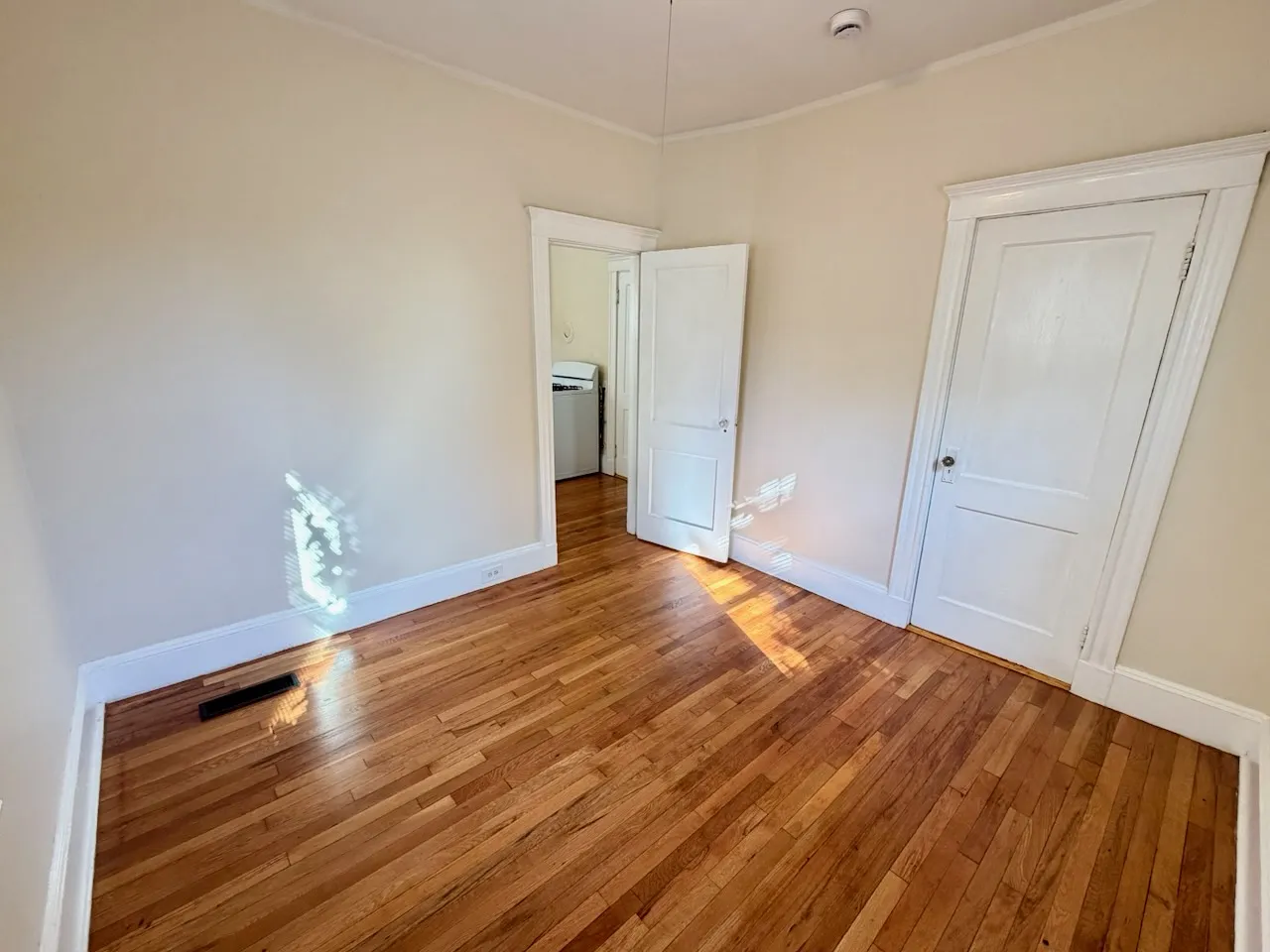 1 bed, 1 bath apartment for rent at 42 Long Ave Unit 2, Brighton — photo 8 of 10
