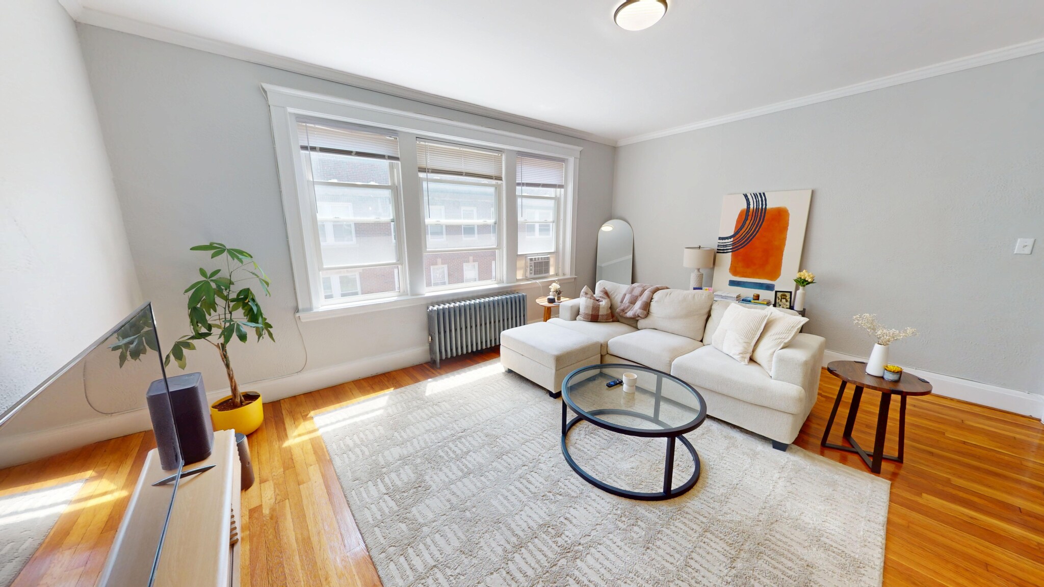 2 bed, 1 bath apartment for rent at 42 Longwood Ave Unit 5, Coolidge Corner — photo 1 of 10