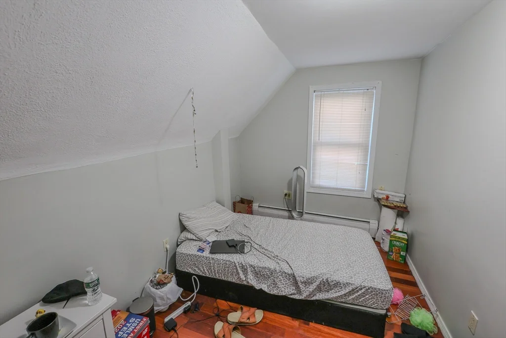 3 bed, 1 bath apartment for rent at 42 May St, Everett — photo 10 of 10